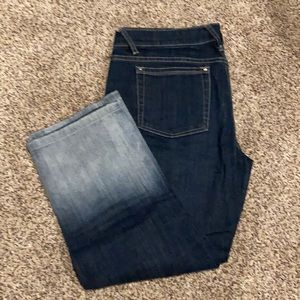 Denim washout capris